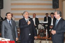 Emil Bədəlov ilin toyunu çaldırdı (FOTO)
